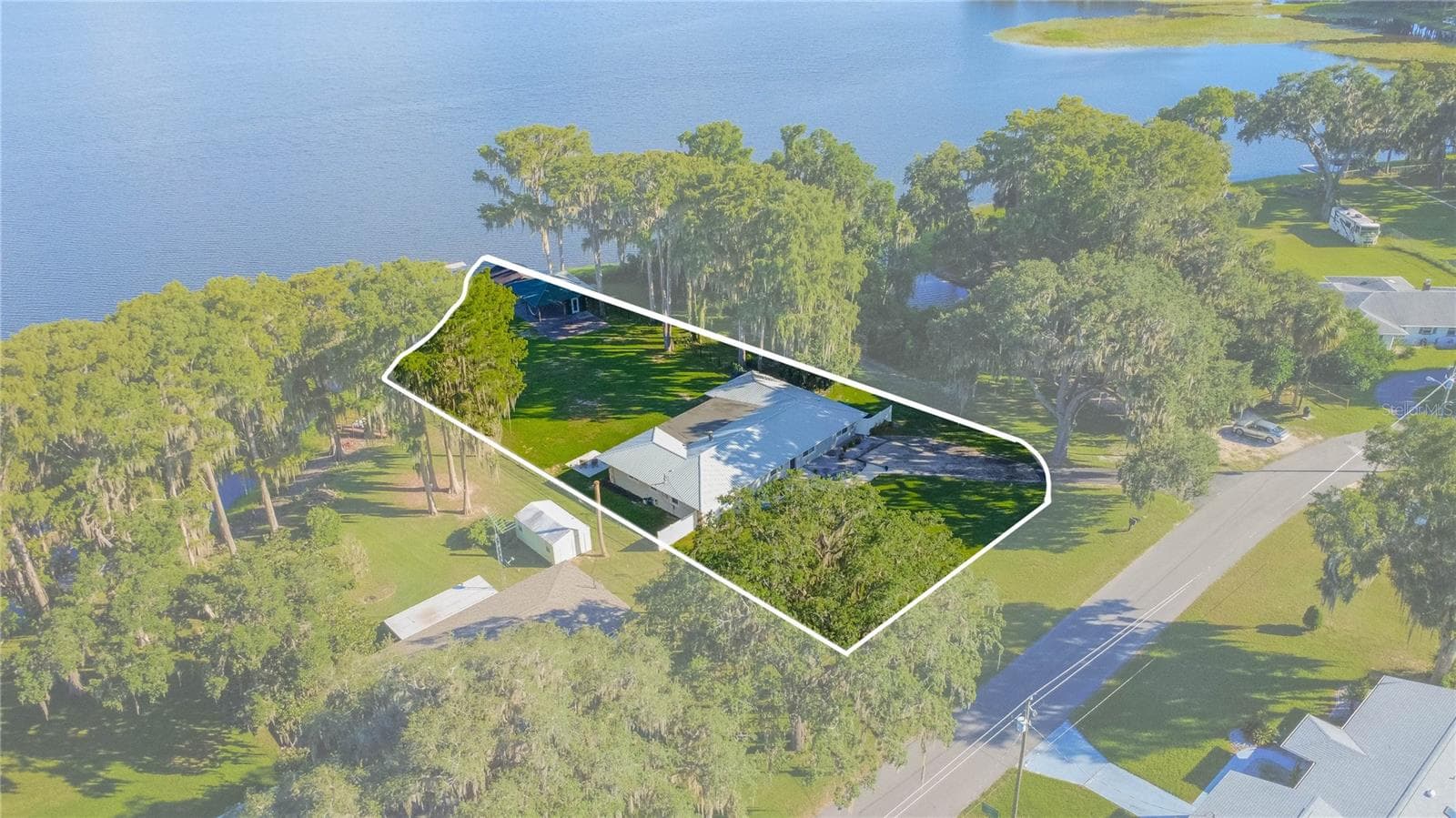Single Family Residence at 221 S HUNTING LODGE DR, INVERNESS, photo 42 of 52
