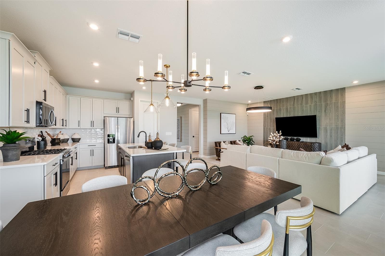 Model Home - 34897 FLOWER PATCH DR, DADE CITY
