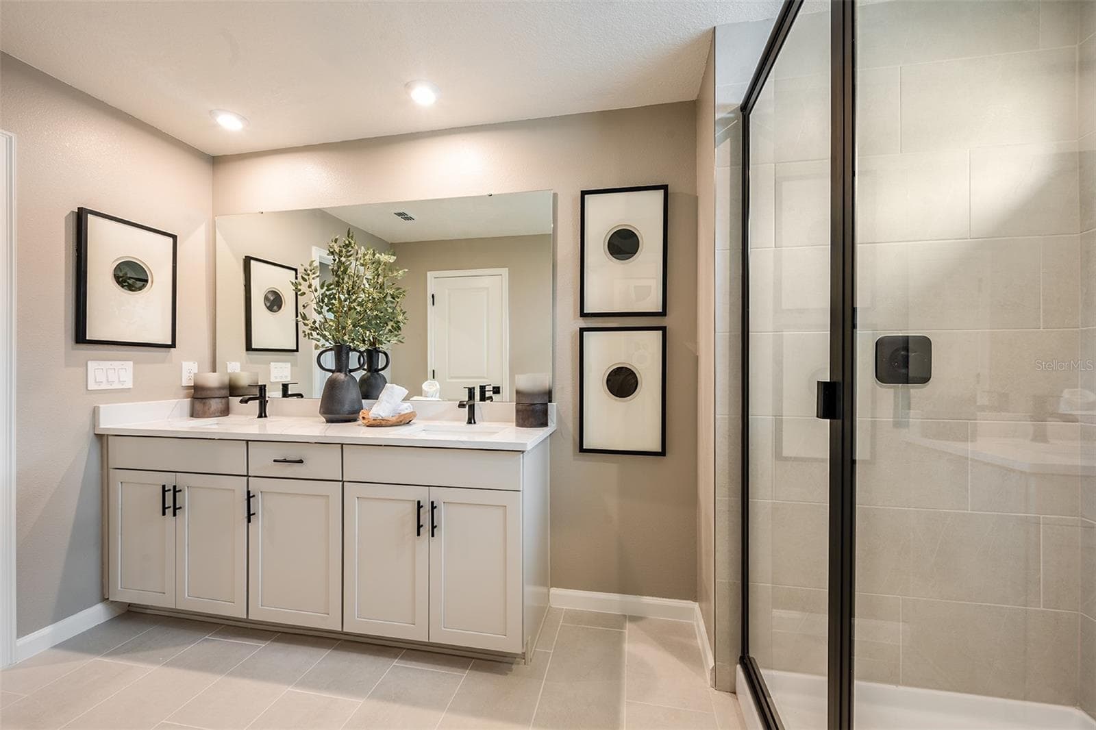 Model Home - 34897 FLOWER PATCH DR, DADE CITY
