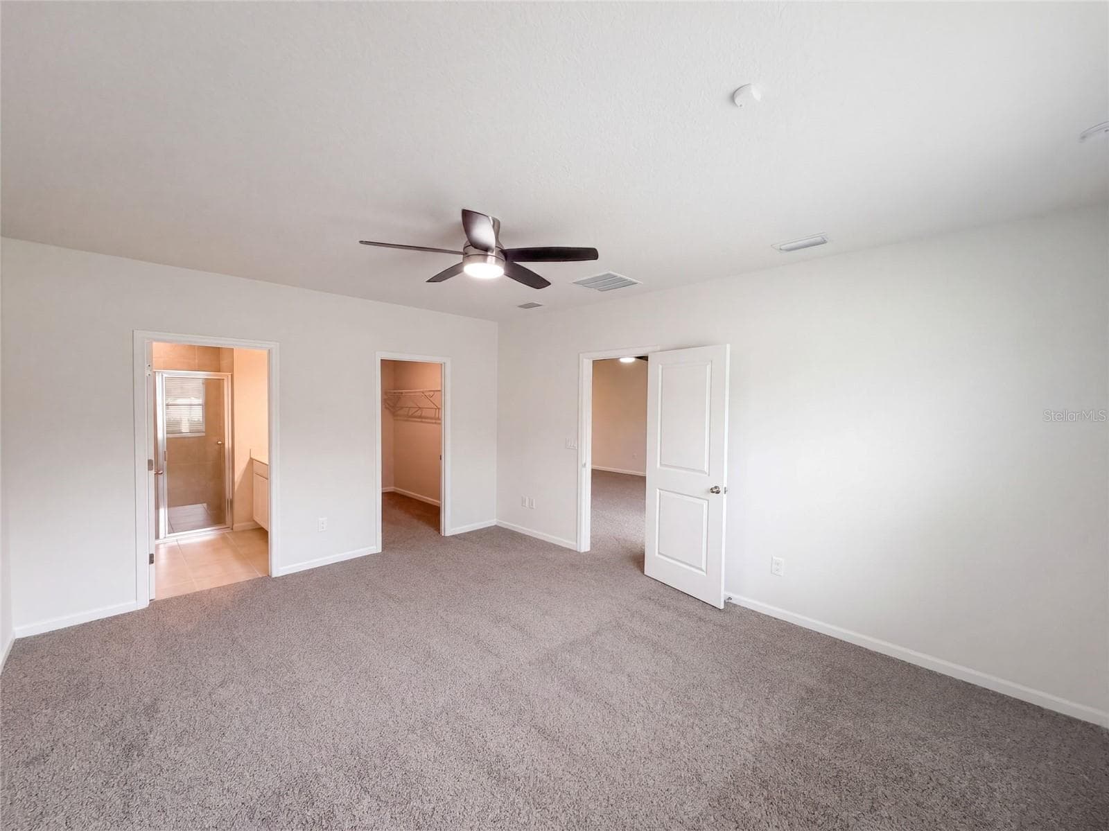 Townhouse at 17917 TURNING LEAF CIR, LAND O LAKES, photo 4 of 31