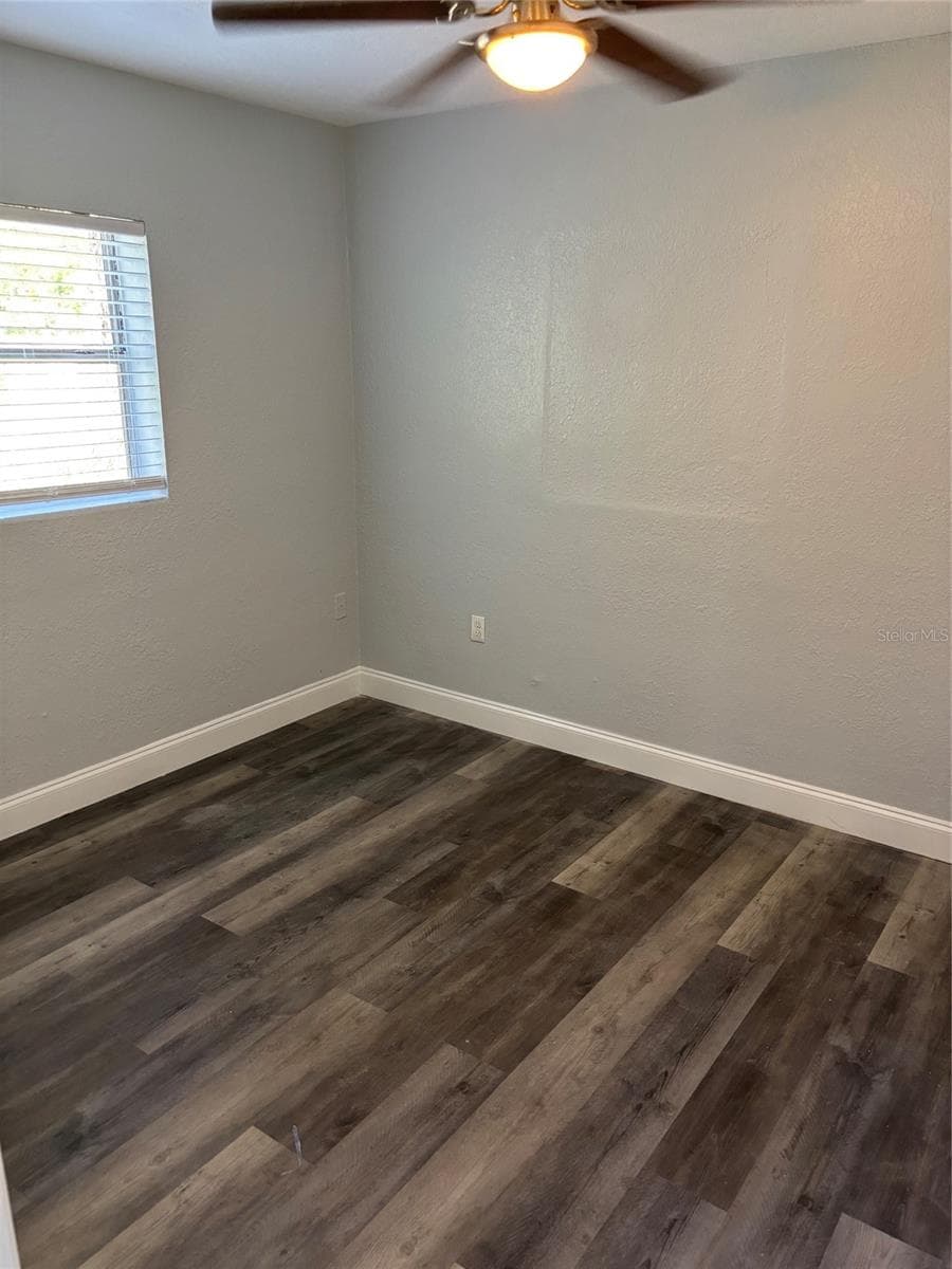 Single Family Residence at 4321 LAKE LAWNE AVE, ORLANDO, photo 7 of 13