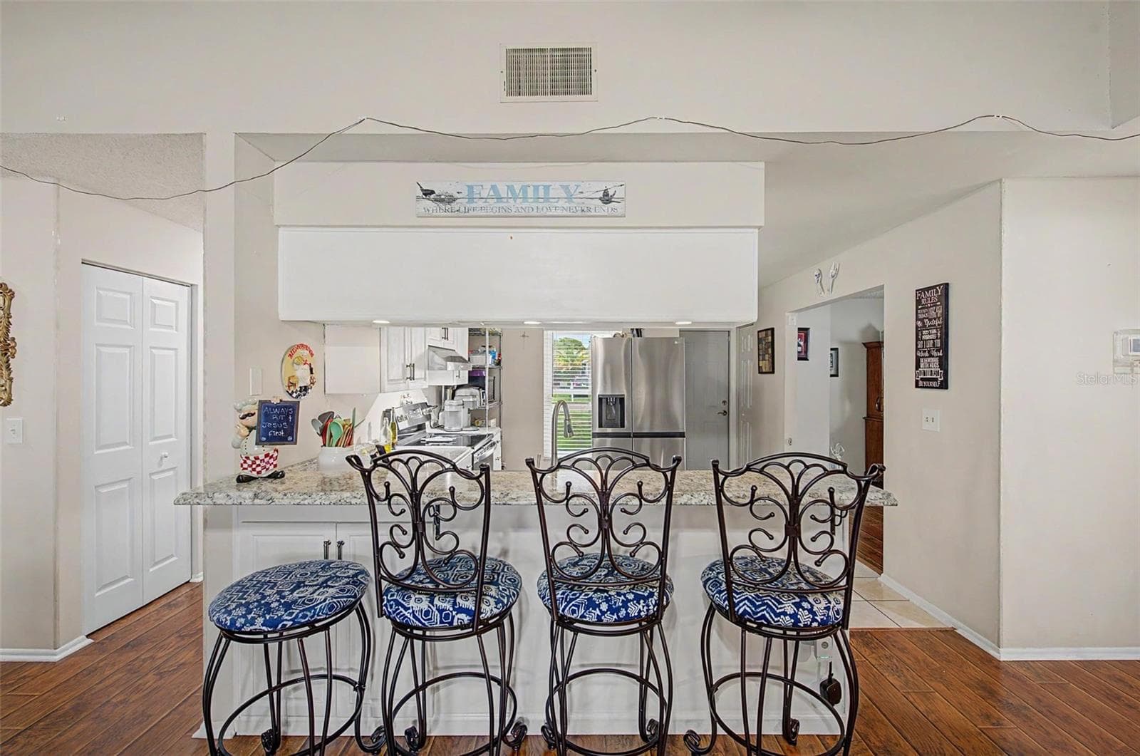 Single Family Residence at 1004 COOLWOOD PL, BRANDON, photo 15 of 44