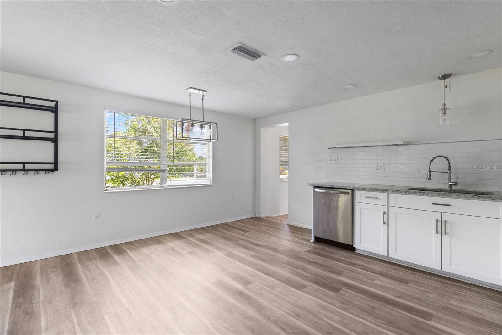 Single Family Residence at 4875 NORTHWOOD AVE, SARASOTA, photo 21 of 47