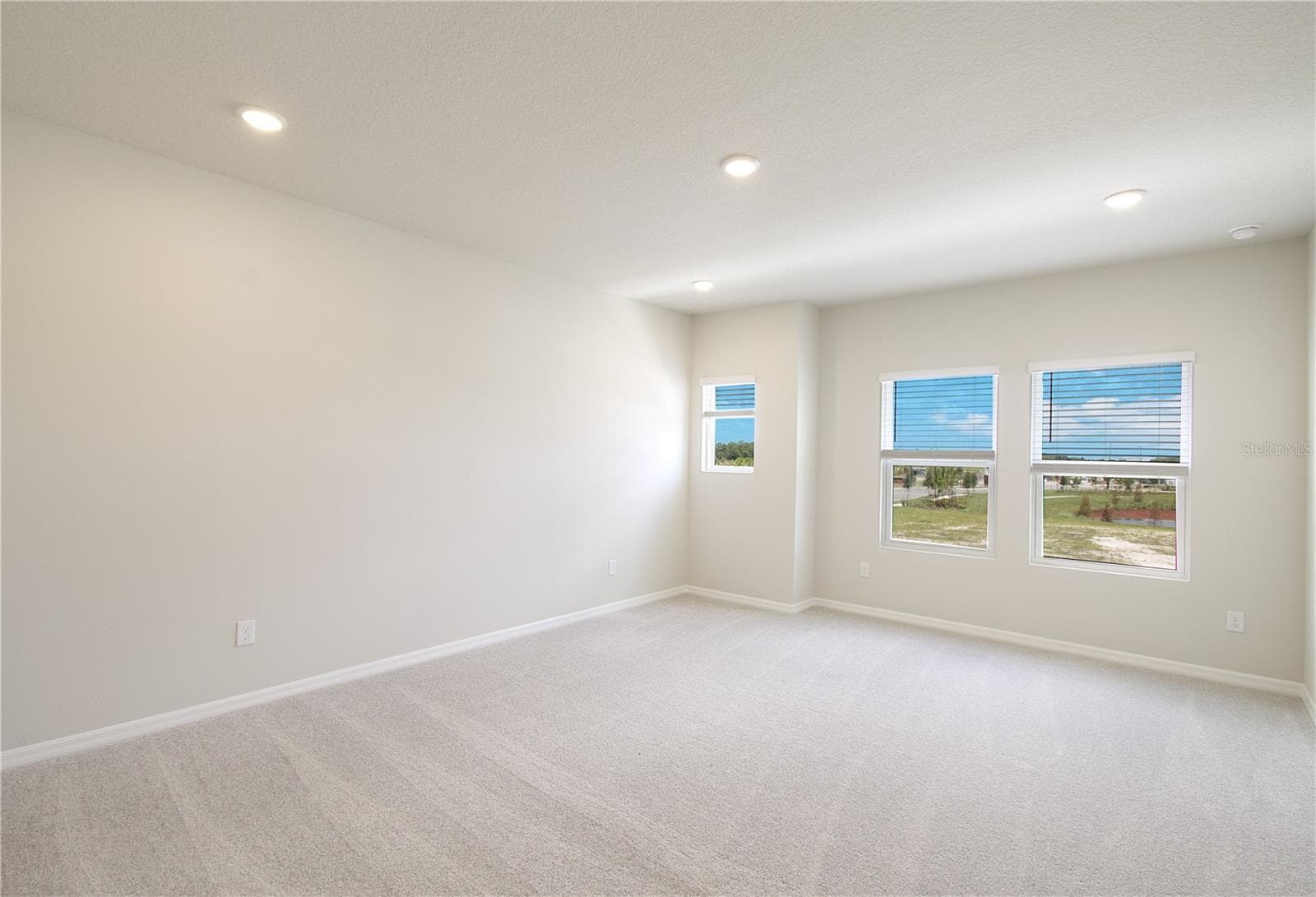 Owner's Retreat - 5588 COOPERS HAWK CT, ST CLOUD