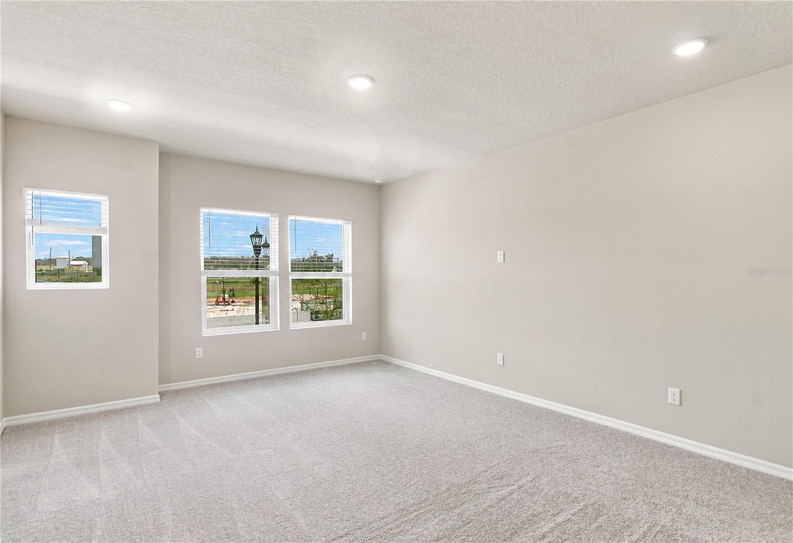 Owner's Retreat - 5588 COOPERS HAWK CT, ST CLOUD