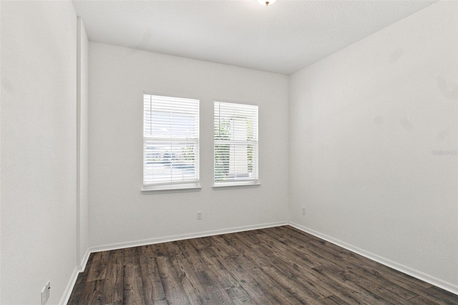 Single Family Residence at 761 FIREROCK LN, DEBARY, photo 28 of 45