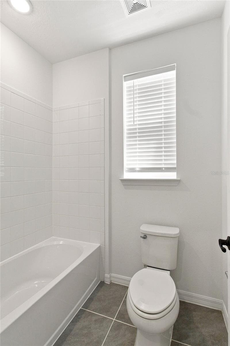 Single Family Residence at 761 FIREROCK LN, DEBARY, photo 34 of 45