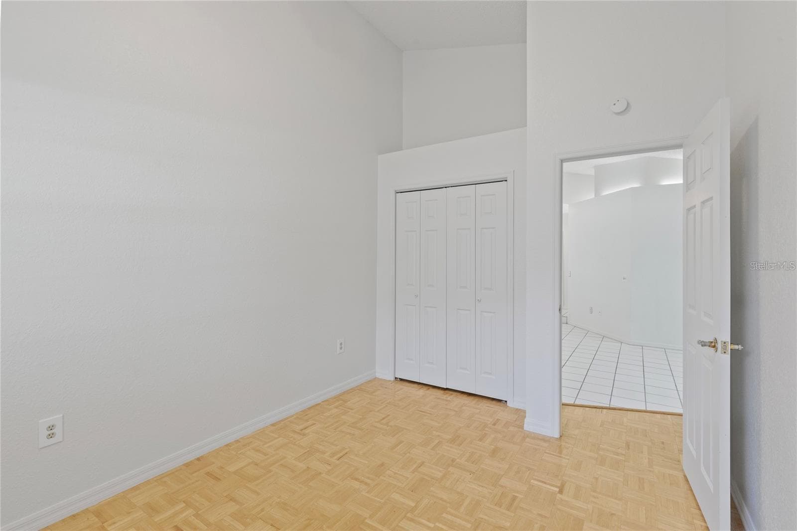 Single Family Residence at 5116 PLANTATION DR, HOLIDAY, photo 8 of 11