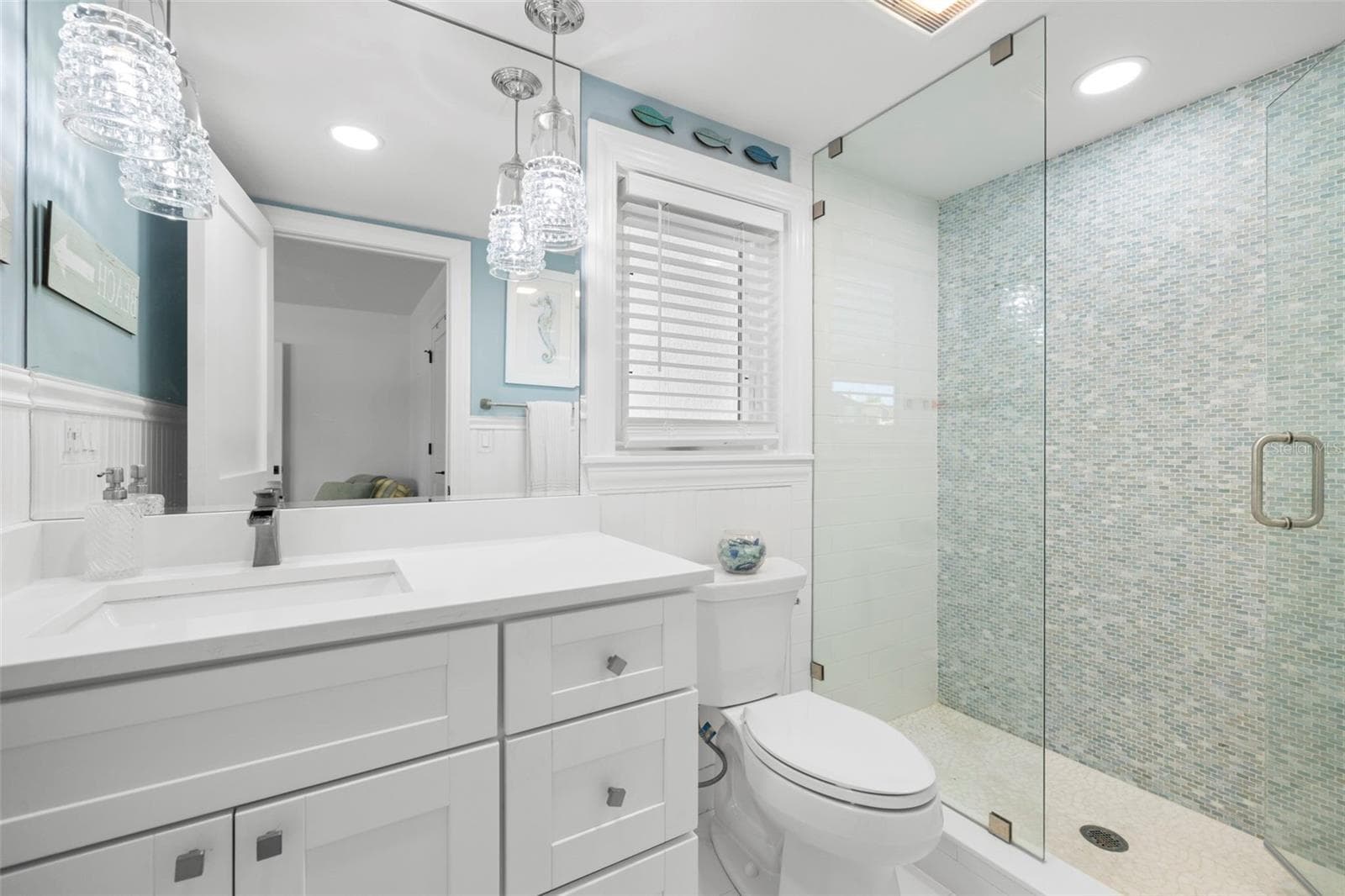 Bathroom Suite 2 - 101 9TH ST E, TIERRA VERDE