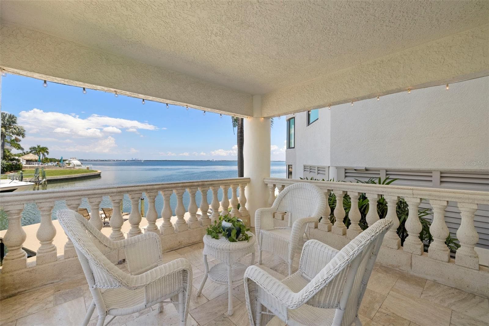 Balcony Suite 2 - 101 9TH ST E, TIERRA VERDE