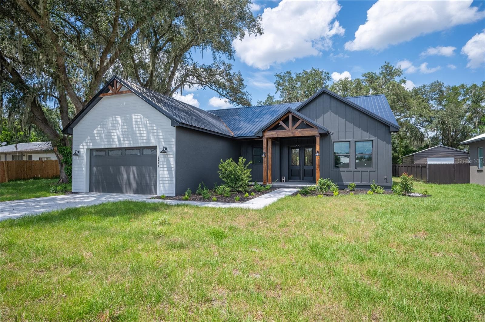Single Family Residence at 2411 OLD MEDULLA RD, LAKELAND, photo 3 of 39