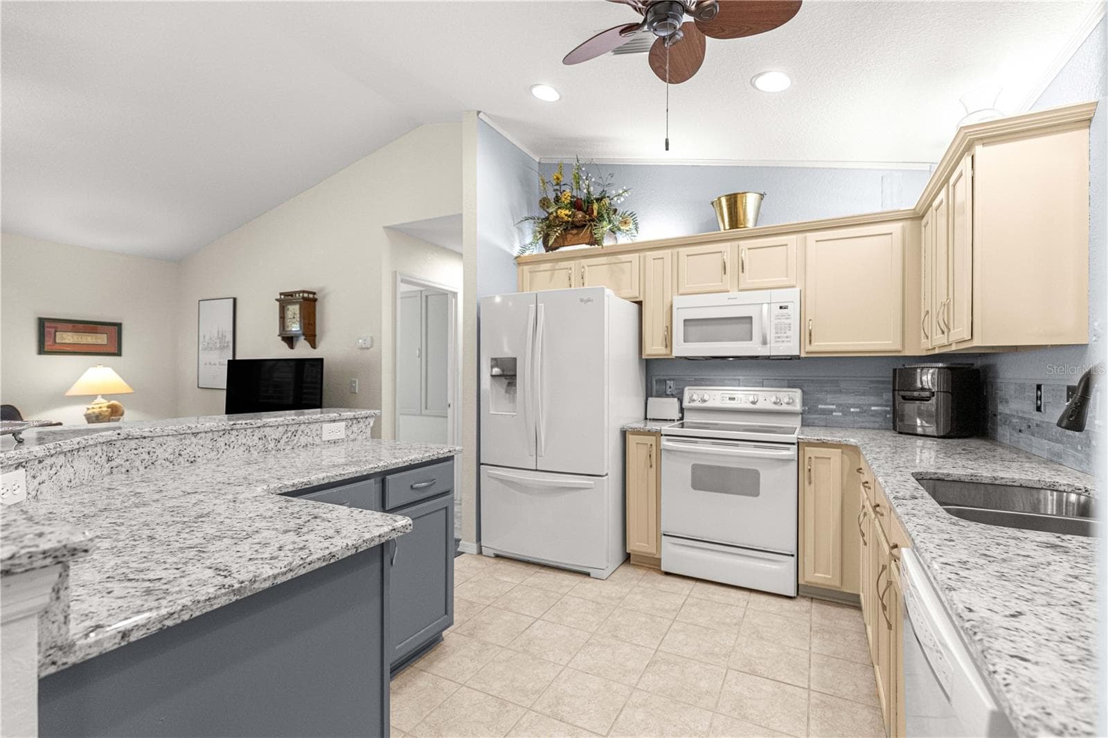 Single Family Residence at 14366 SW 115TH CIR, DUNNELLON, photo 29 of 63