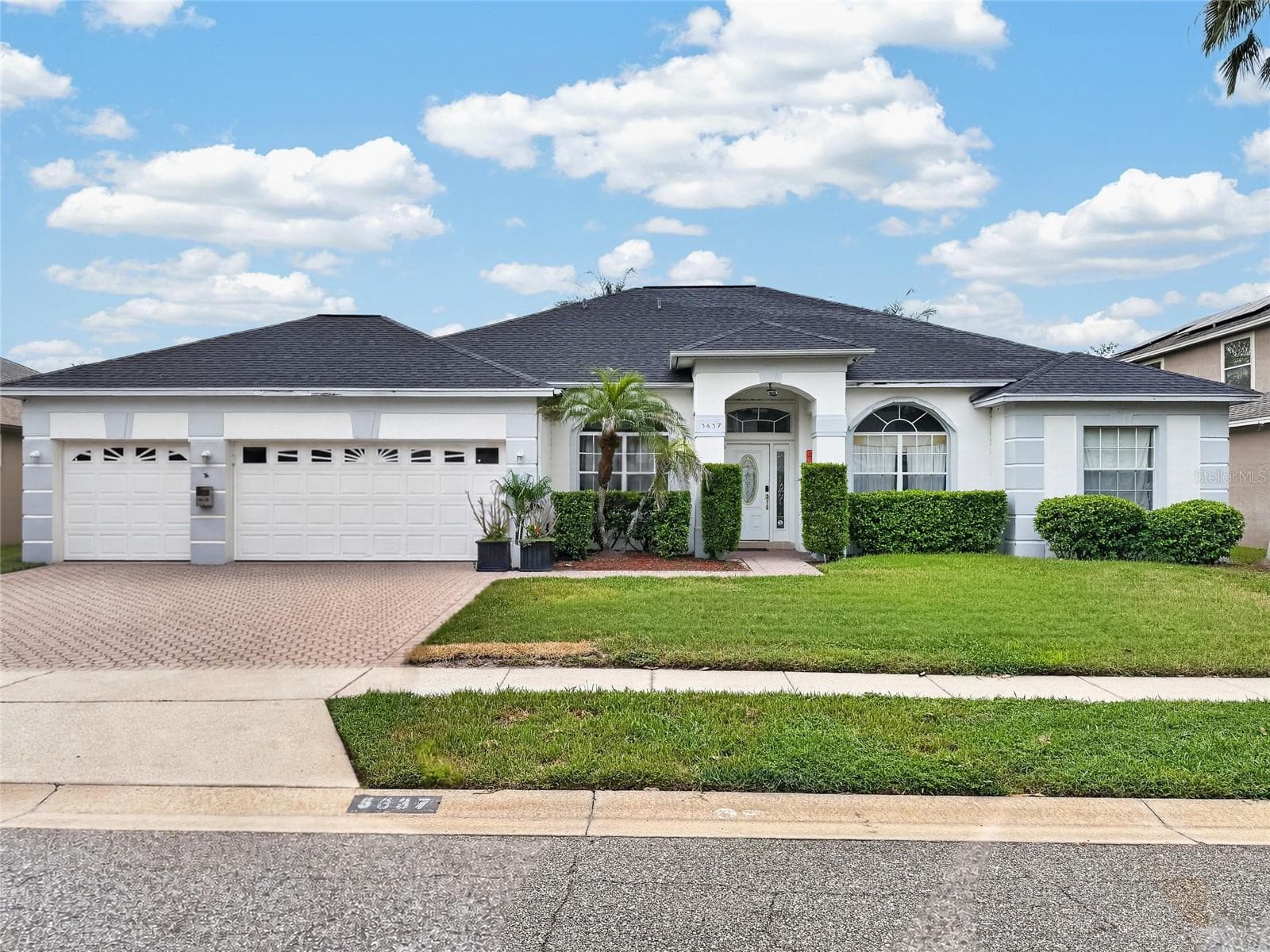 3637 DEVEREAUX CT