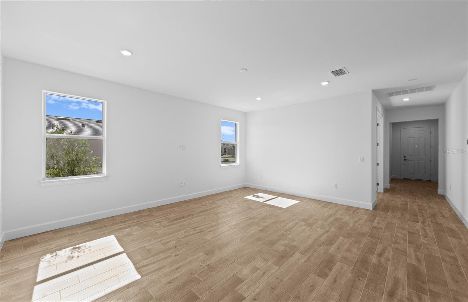 Mystique floorplan, homes may vary. - 17086 MOONFLOWER DR, VENICE