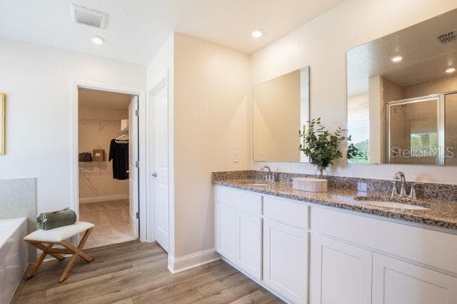 Model home - actual features may vary. - 3418 MONARCH WAY, GREEN COVE SPRINGS
