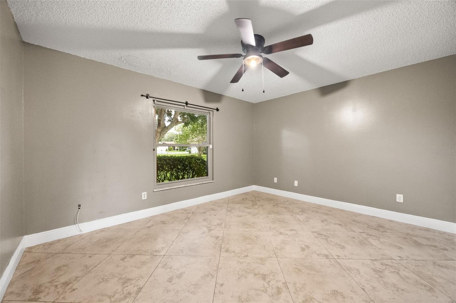 Single Family Residence at 11813 SCOTTY DR, ORLANDO, photo 13 of 30