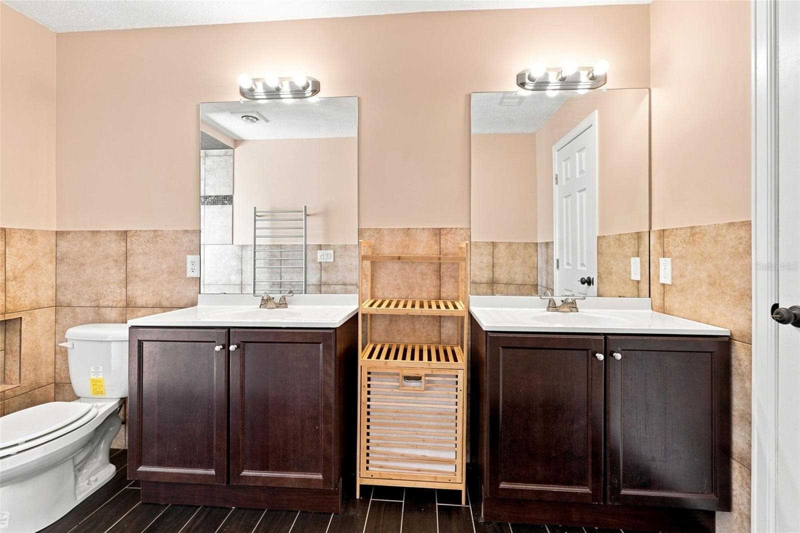 Primary Bathroom - Dual Sinks - 10836 VENICE CIR, TAMPA