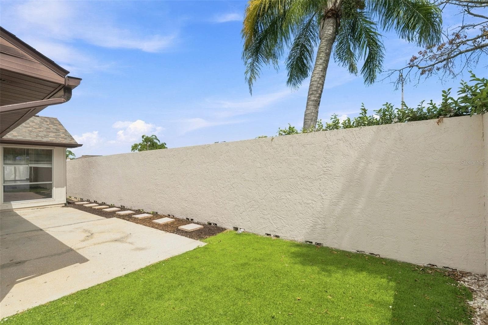 Back Yard - 10836 VENICE CIR, TAMPA