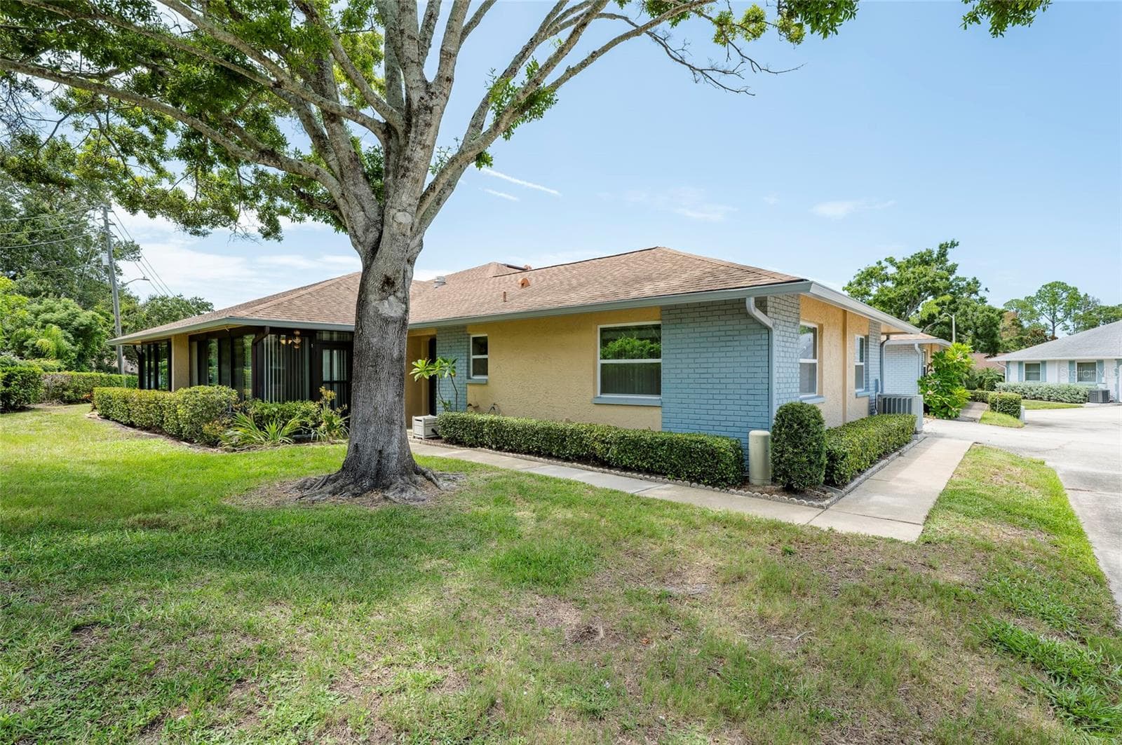 Condominium at 1245 SUTHERLAND CT #1452, DUNEDIN, photo 4 of 33