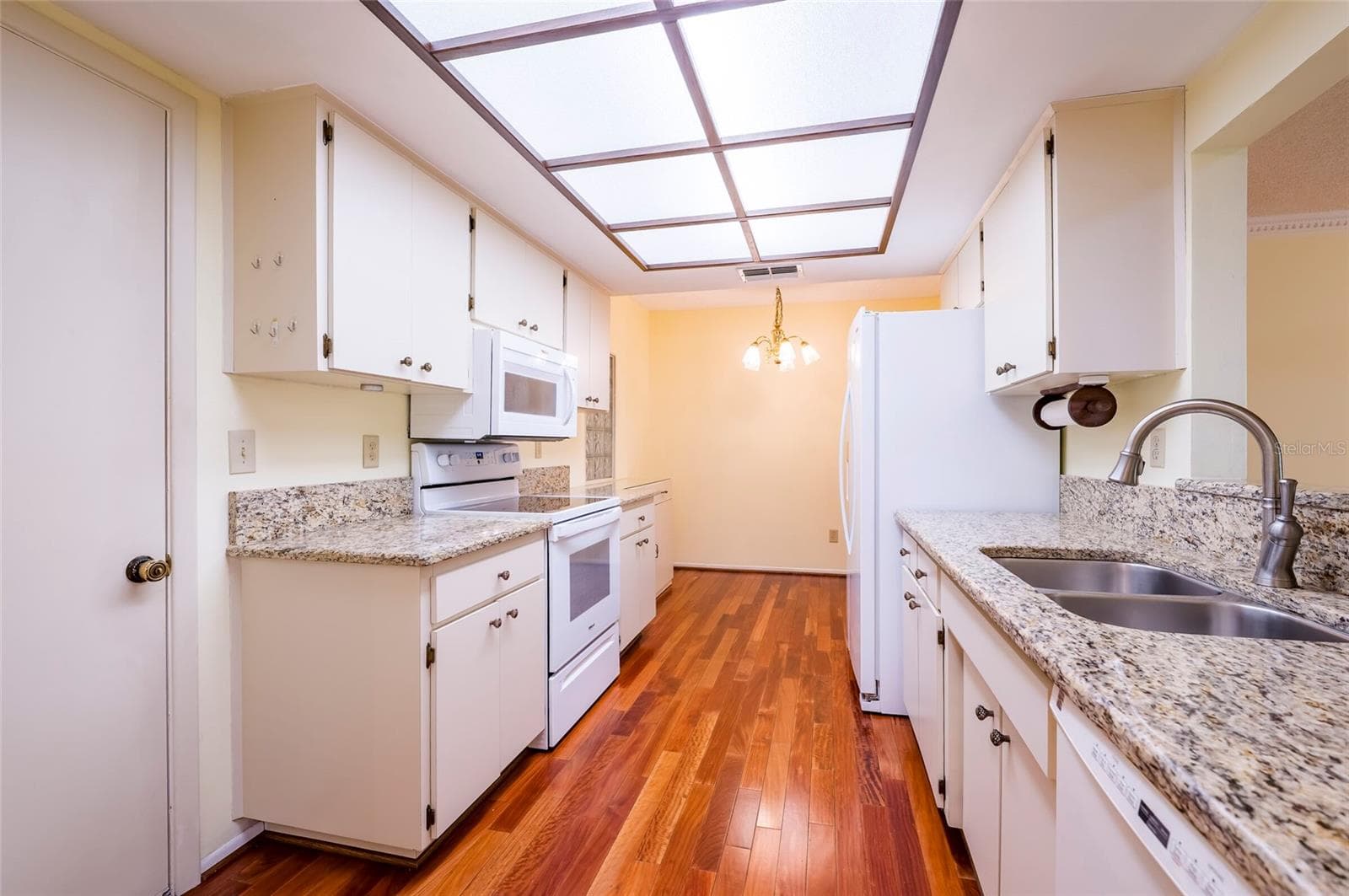 Condominium at 1245 SUTHERLAND CT #1452, DUNEDIN, photo 15 of 33