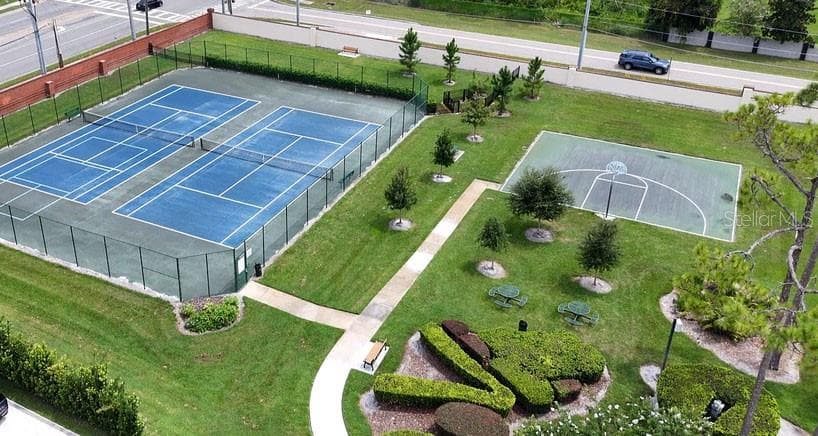 Aerial with Community maintained lot next door - 9606 CAMBERLEY CIR, ORLANDO