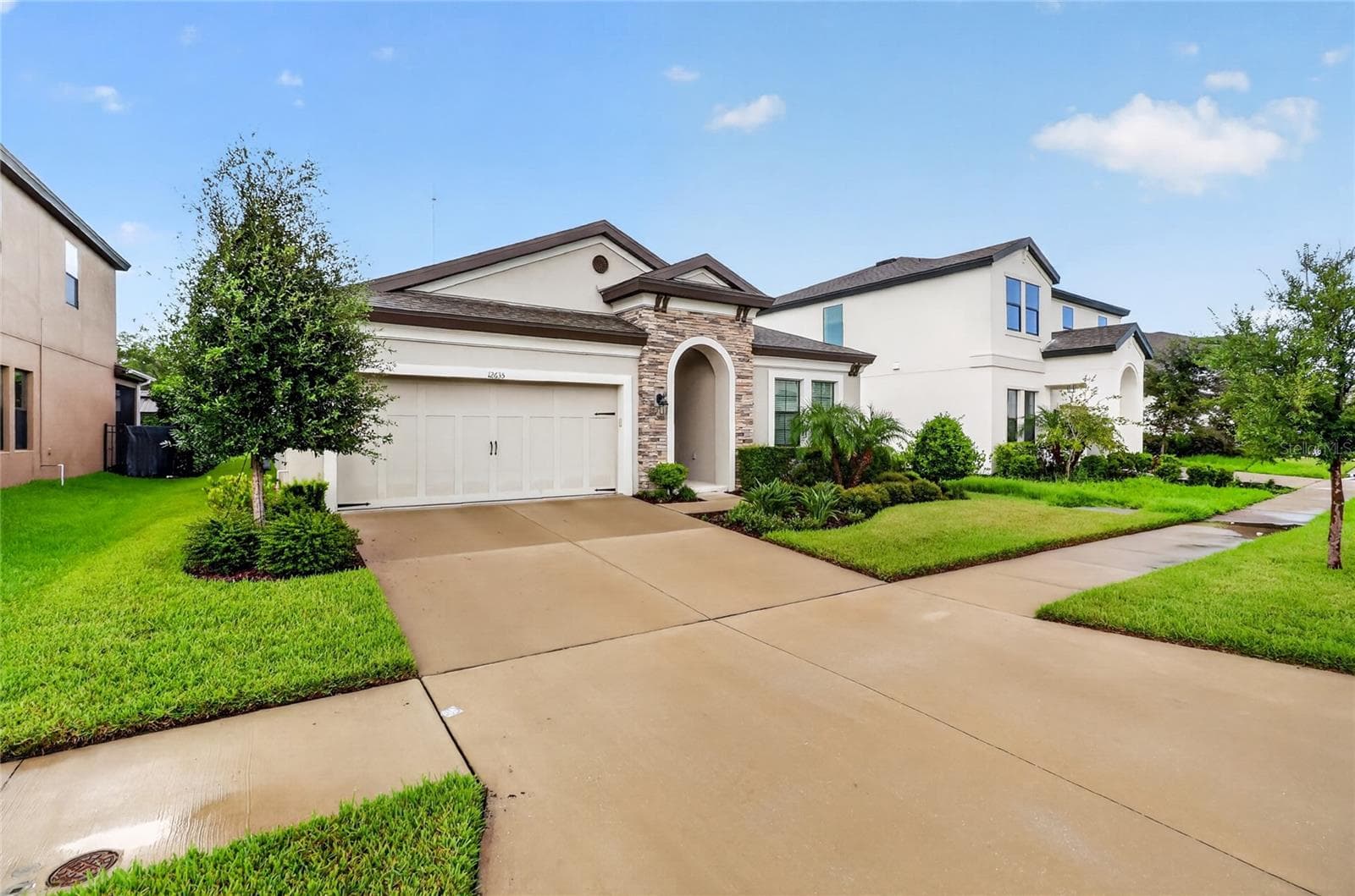 Single Family Residence at 12635 SHETLAND WALK DR, LITHIA, photo 3 of 57
