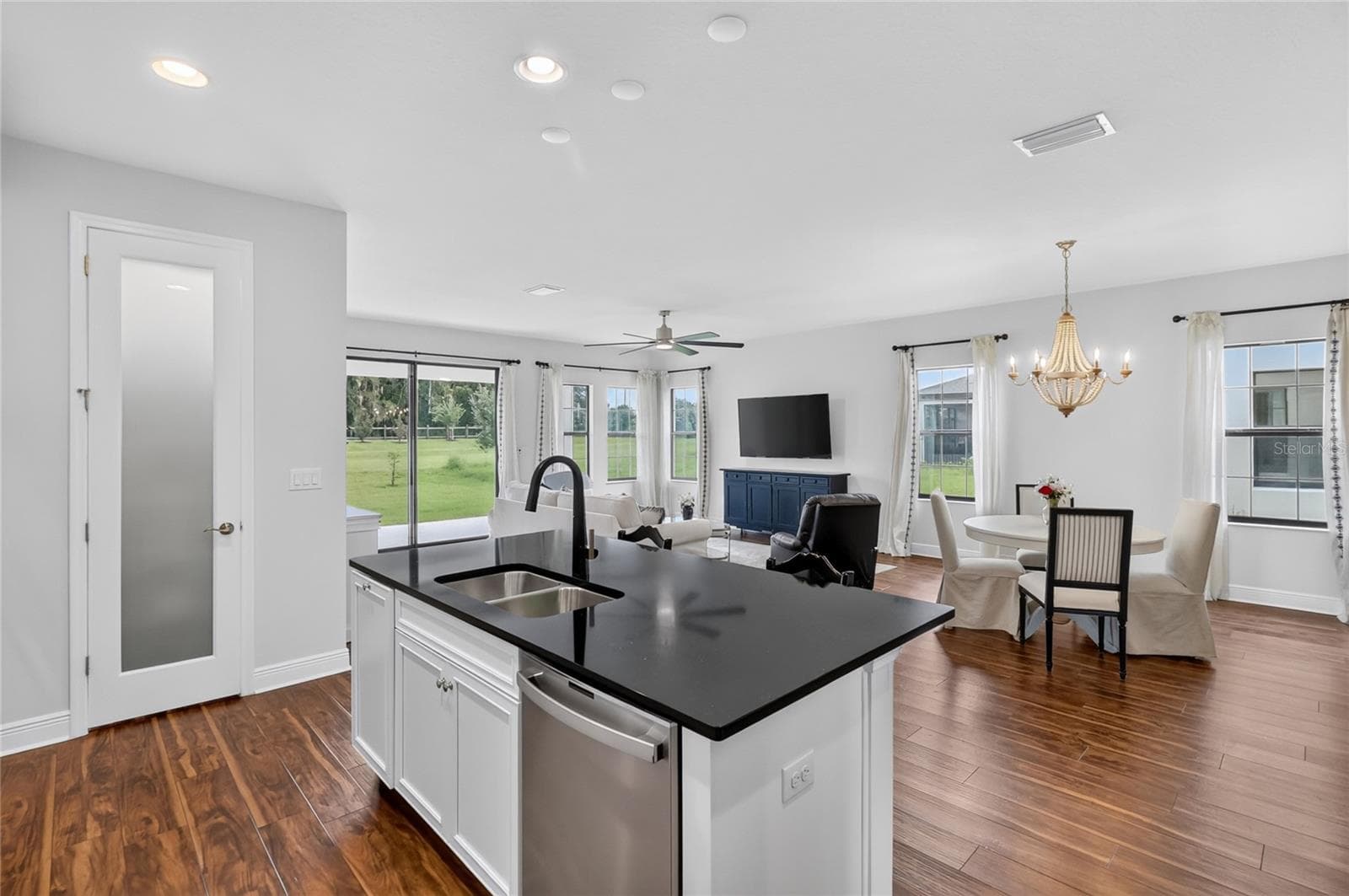 Single Family Residence at 12635 SHETLAND WALK DR, LITHIA, photo 18 of 57