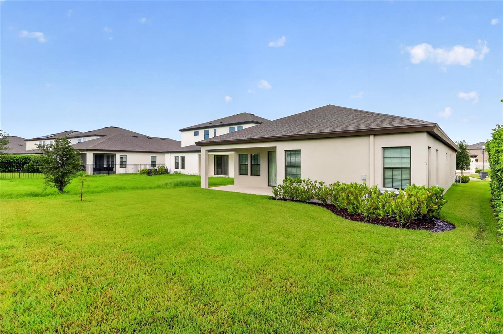 Single Family Residence at 12635 SHETLAND WALK DR, LITHIA, photo 48 of 57