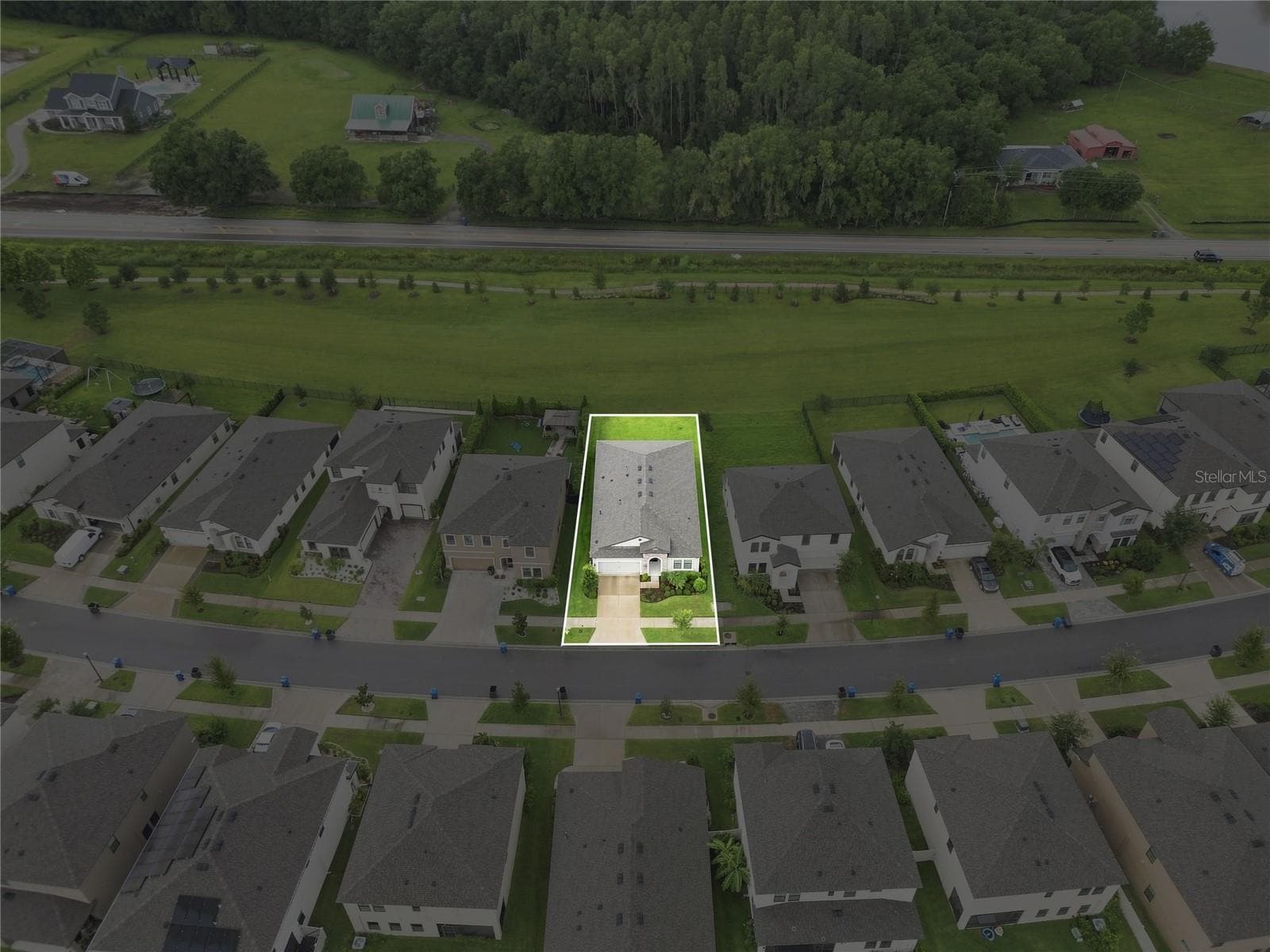 Single Family Residence at 12635 SHETLAND WALK DR, LITHIA, photo 54 of 57