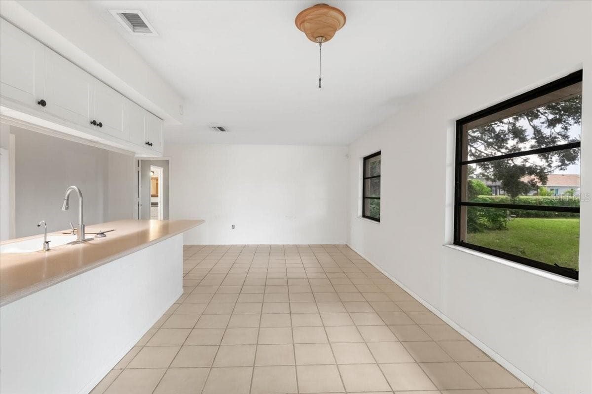 Single Family Residence at 1608 BOB O LINK DR, VENICE, photo 22 of 43