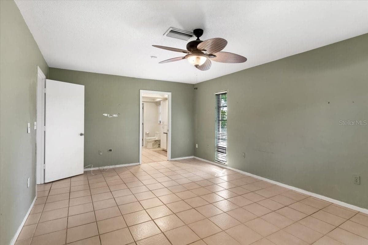 Single Family Residence at 1608 BOB O LINK DR, VENICE, photo 34 of 43