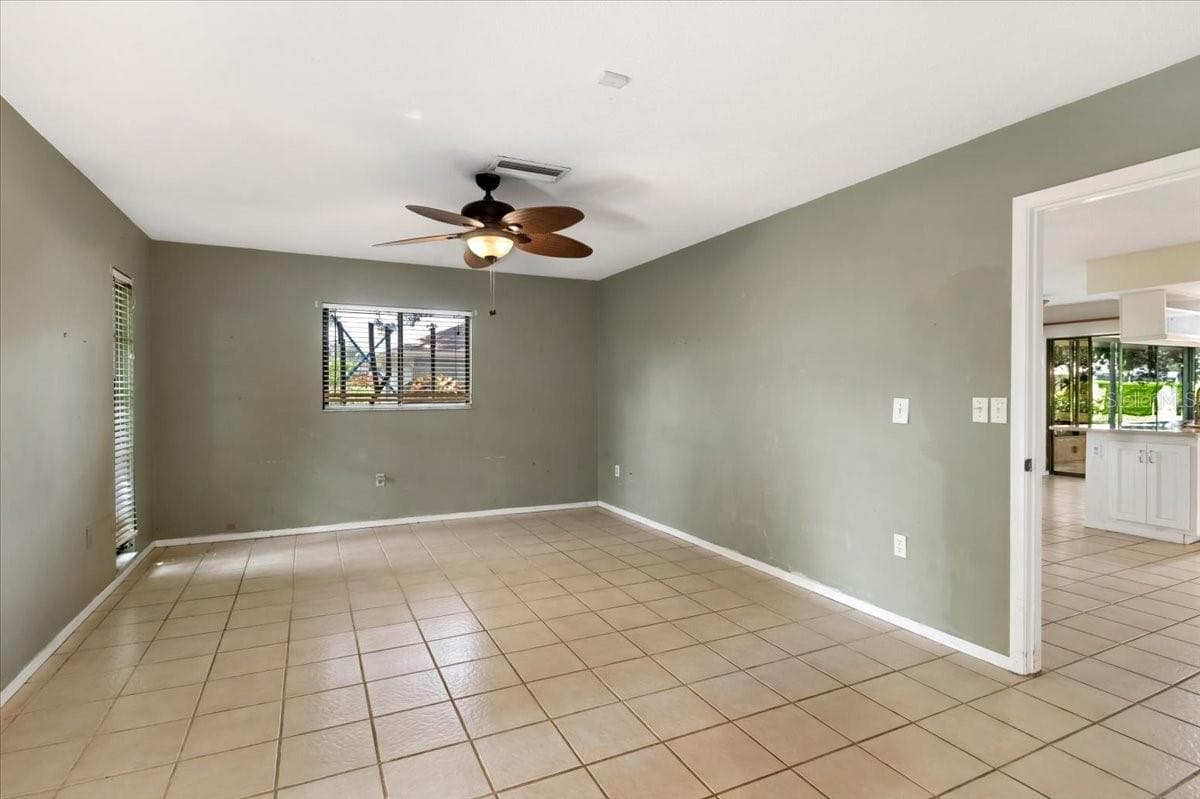 Single Family Residence at 1608 BOB O LINK DR, VENICE, photo 36 of 43