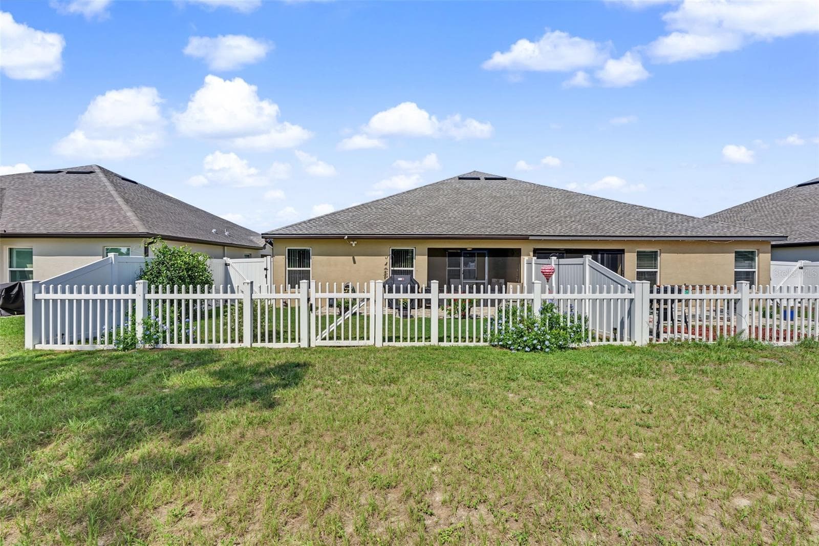 Half Duplex at 8951 SOUTHERN CHARM CIR, BROOKSVILLE, photo 8 of 35