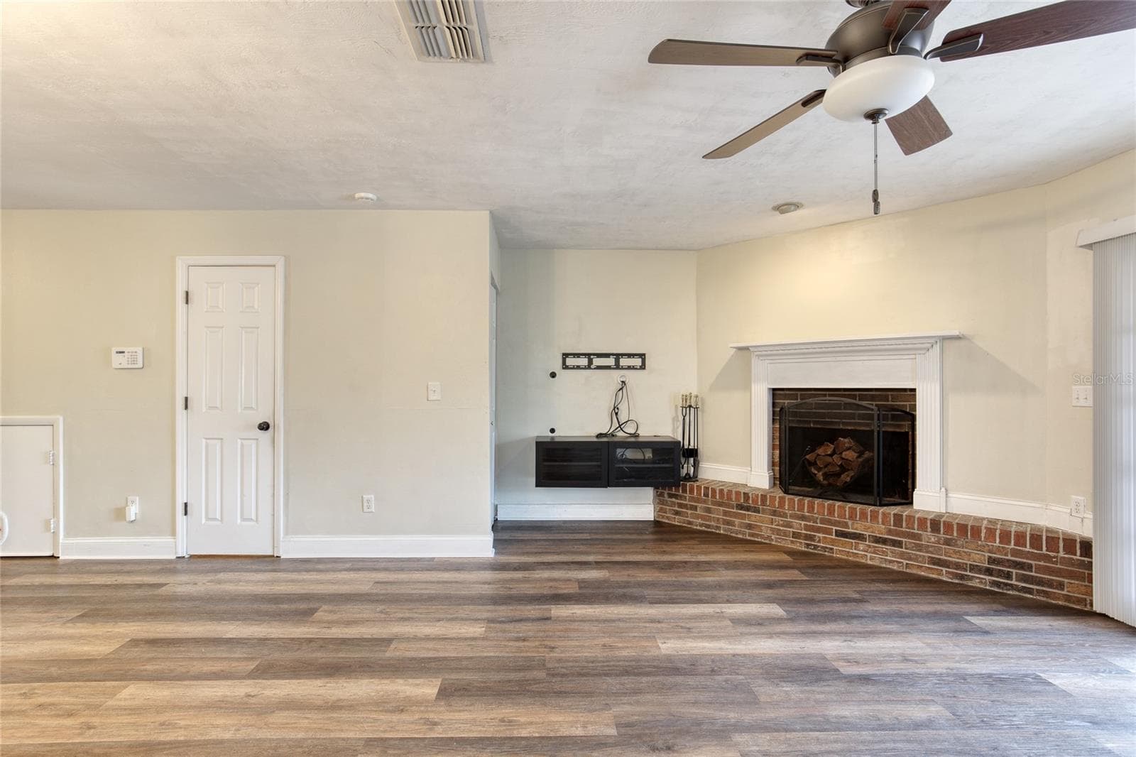Townhouse at 210 LEMON TREE LN #9, ORMOND BEACH, photo 9 of 46