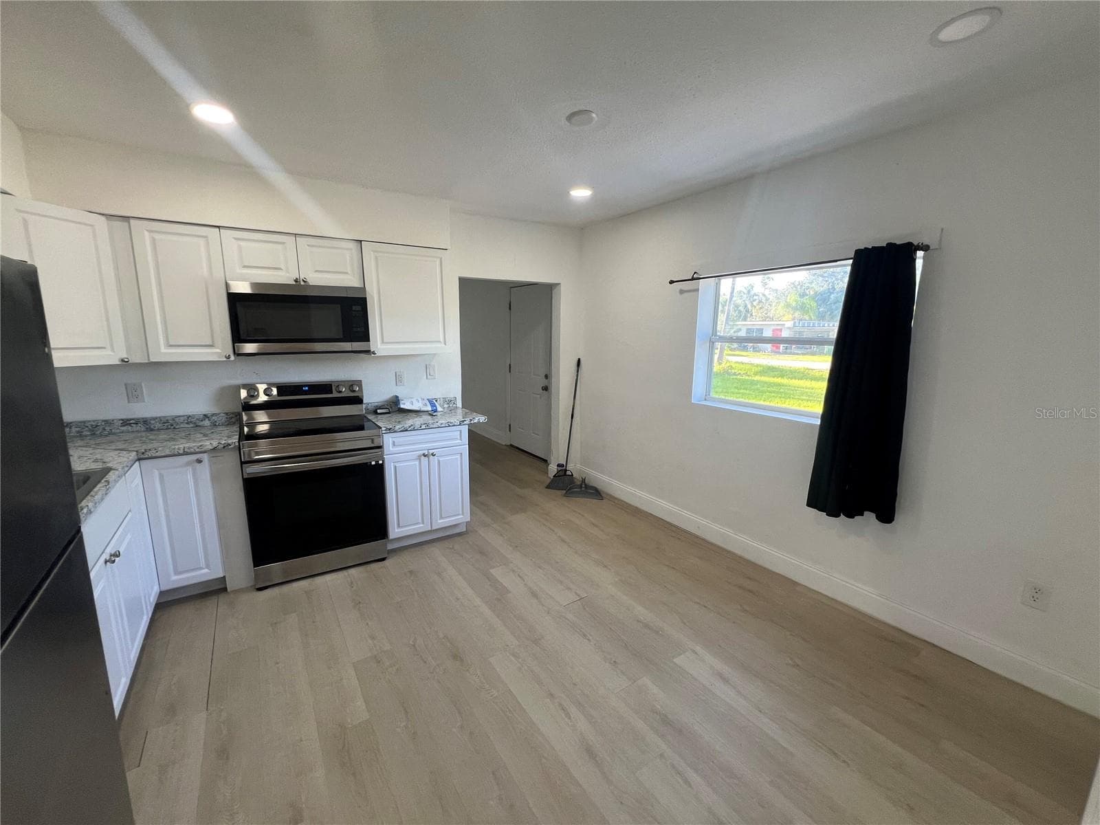 Single Family Residence at 23476 HARPER AVE, PORT CHARLOTTE, photo 6 of 17