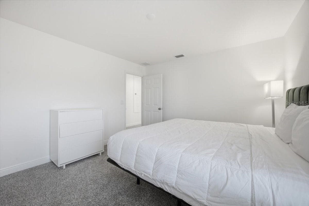 Single Family Residence at 585 STERLING RESERVE WAY, MINNEOLA, photo 23 of 47