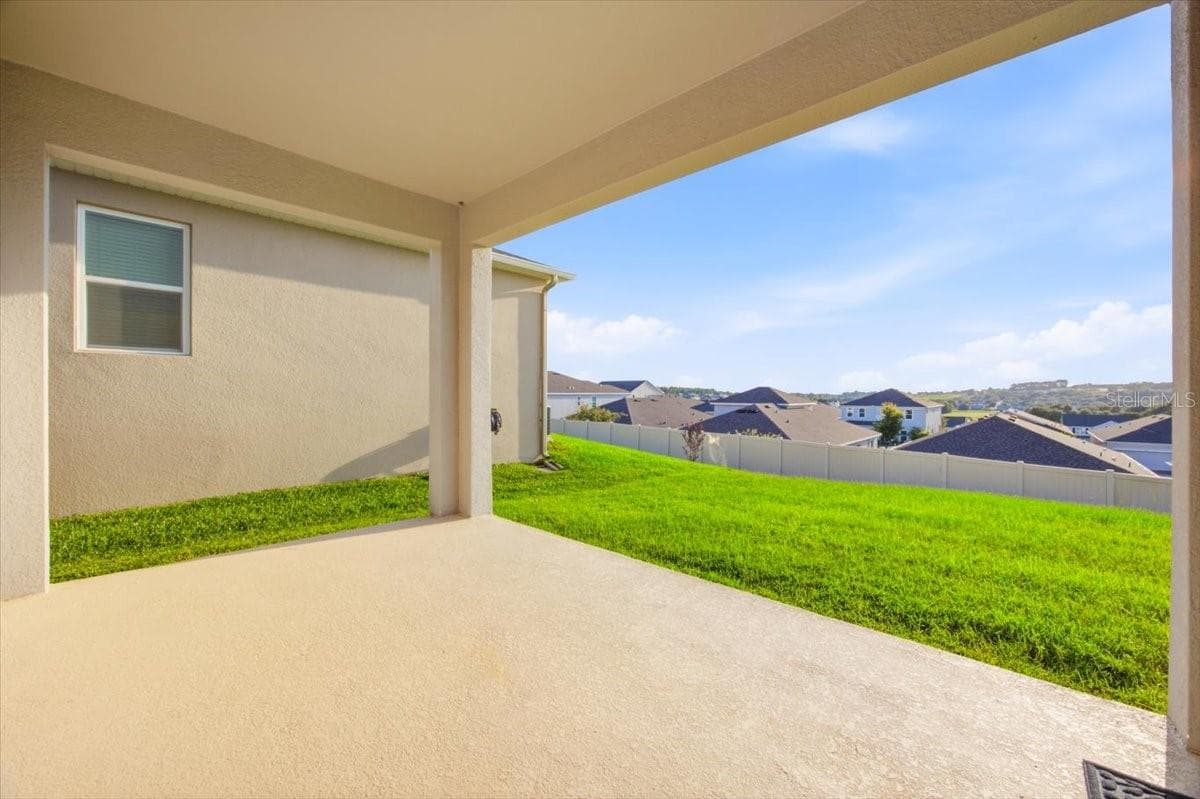 Single Family Residence at 585 STERLING RESERVE WAY, MINNEOLA, photo 35 of 47