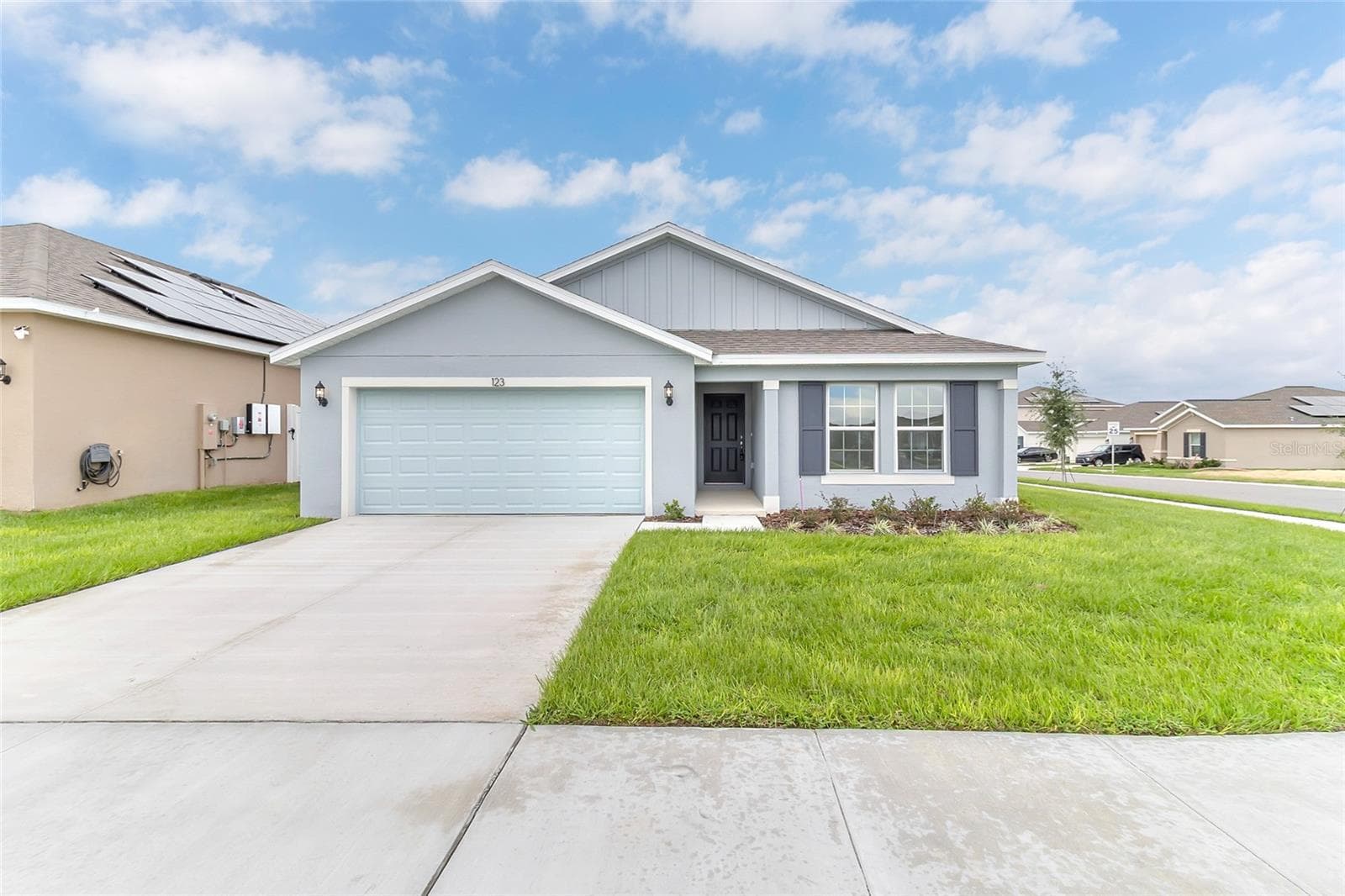 123 BOTTLE BRUSH DR