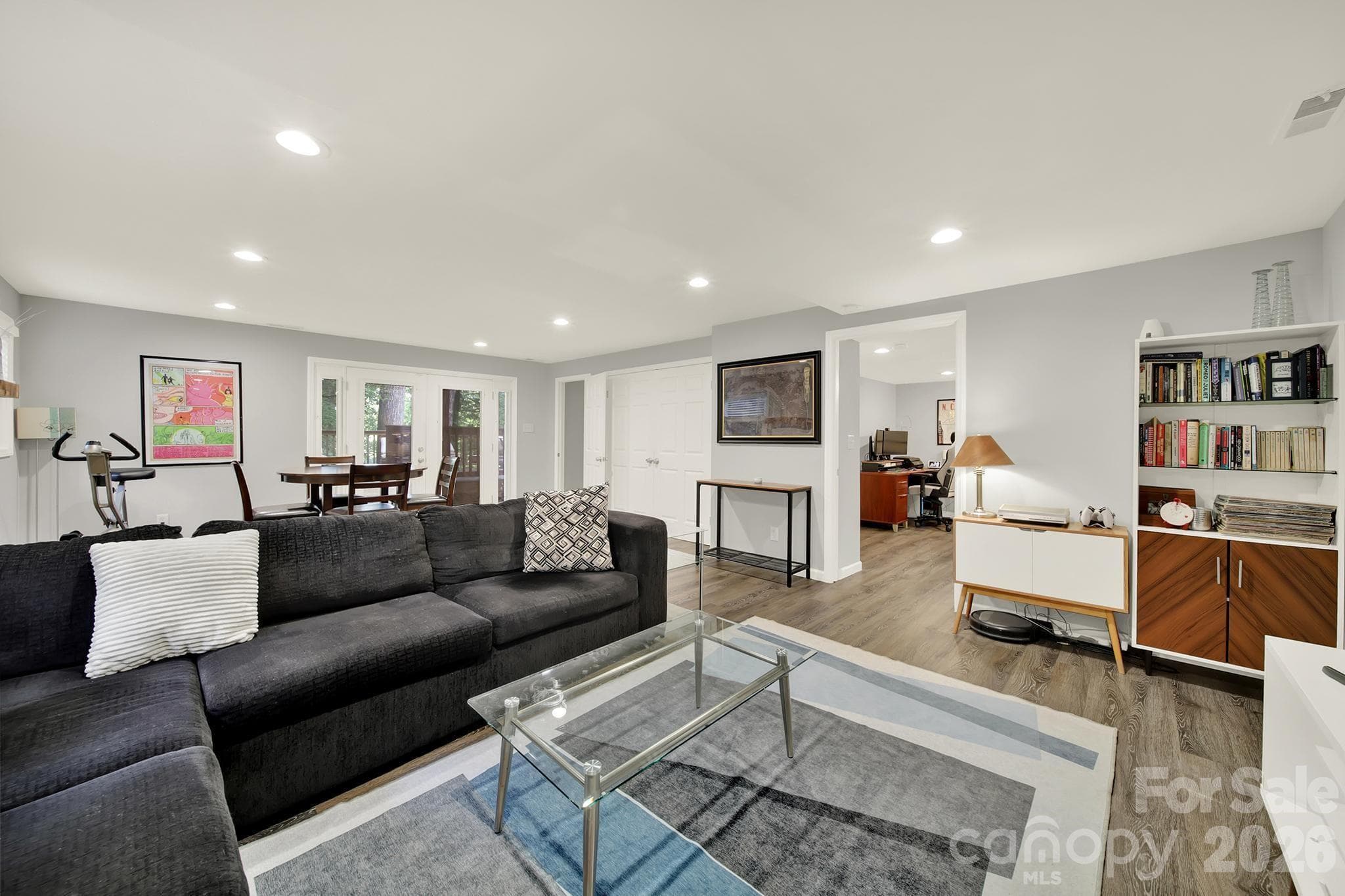 Single Family Residence at 7439 Watercrest Road, Charlotte, photo 17 of 32