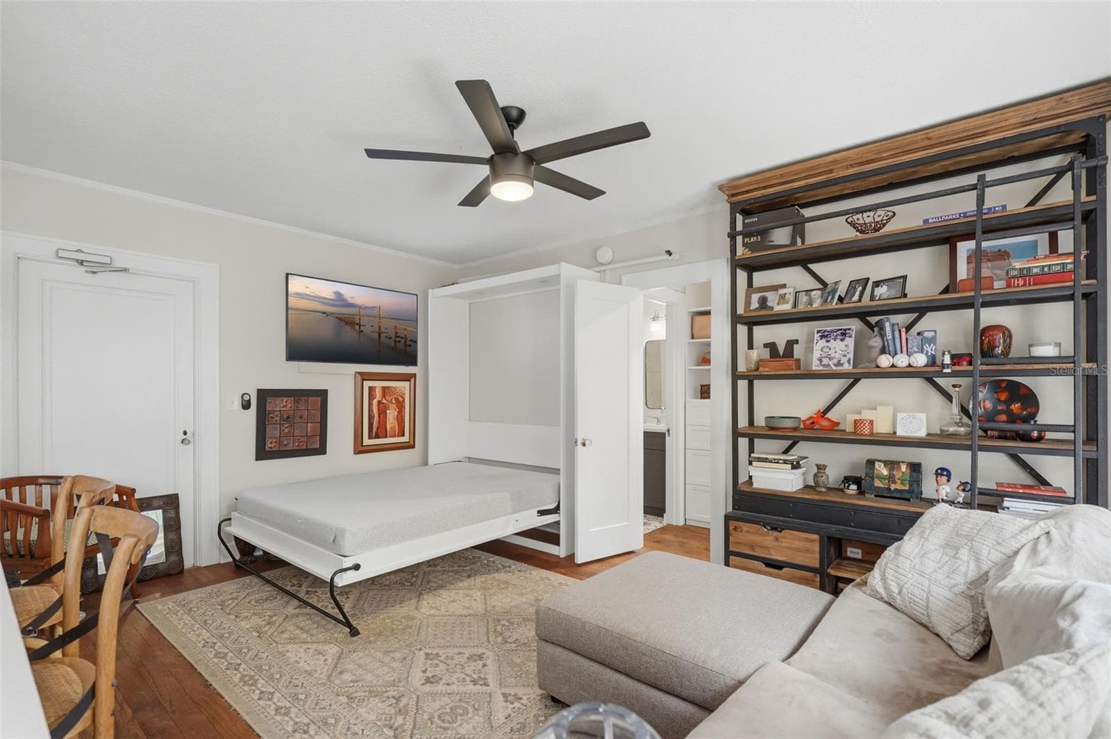 Condominium at 130 4TH AVE N #504, ST PETERSBURG, photo 9 of 45