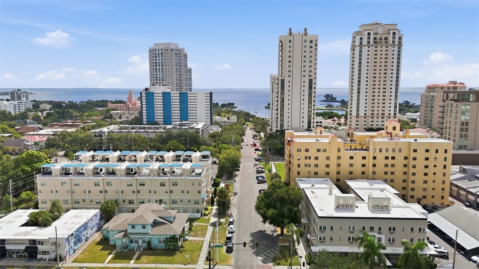 Condominium at 130 4TH AVE N #504, ST PETERSBURG, photo 17 of 45