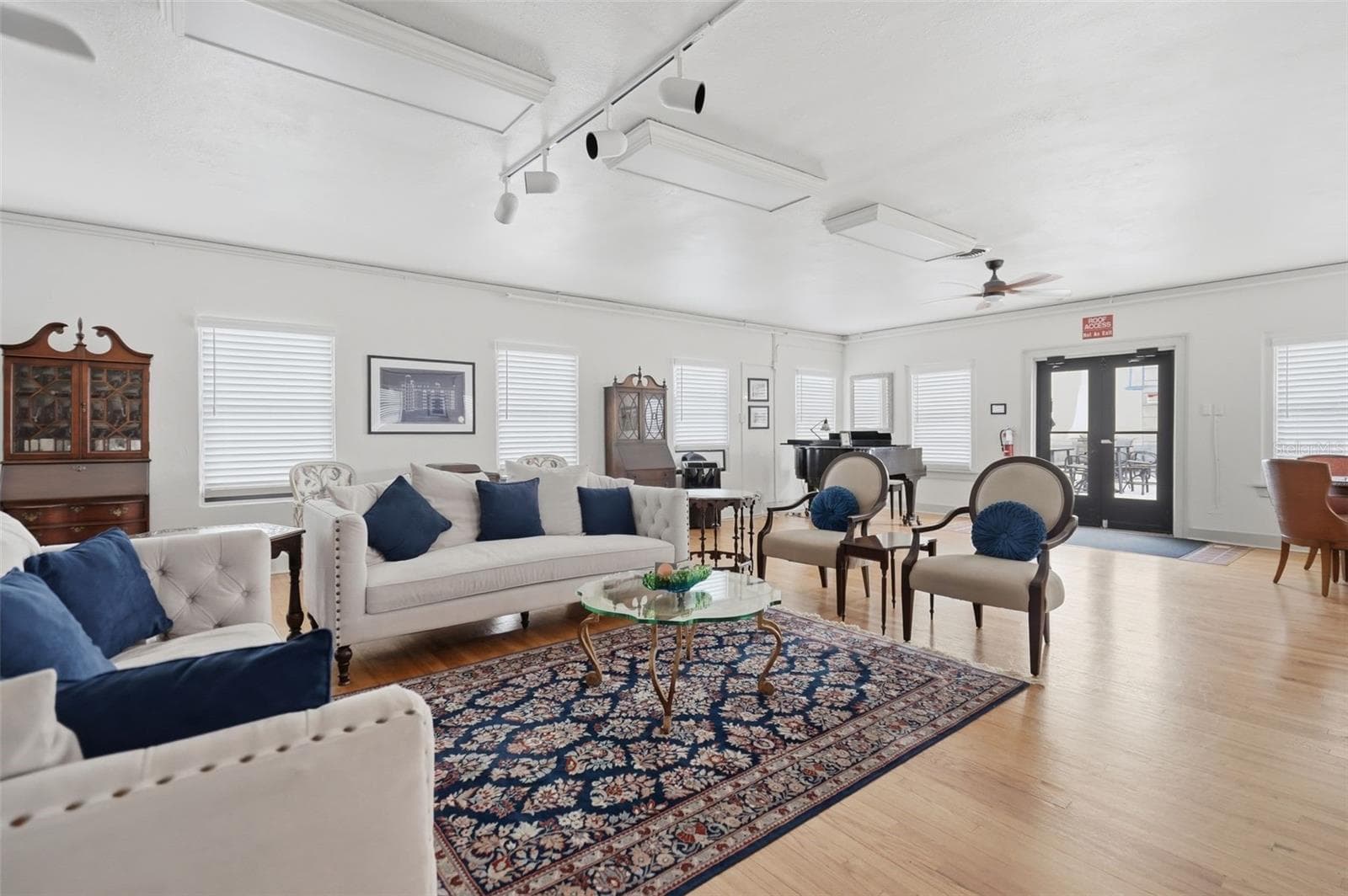 Condominium at 130 4TH AVE N #504, ST PETERSBURG, photo 27 of 45
