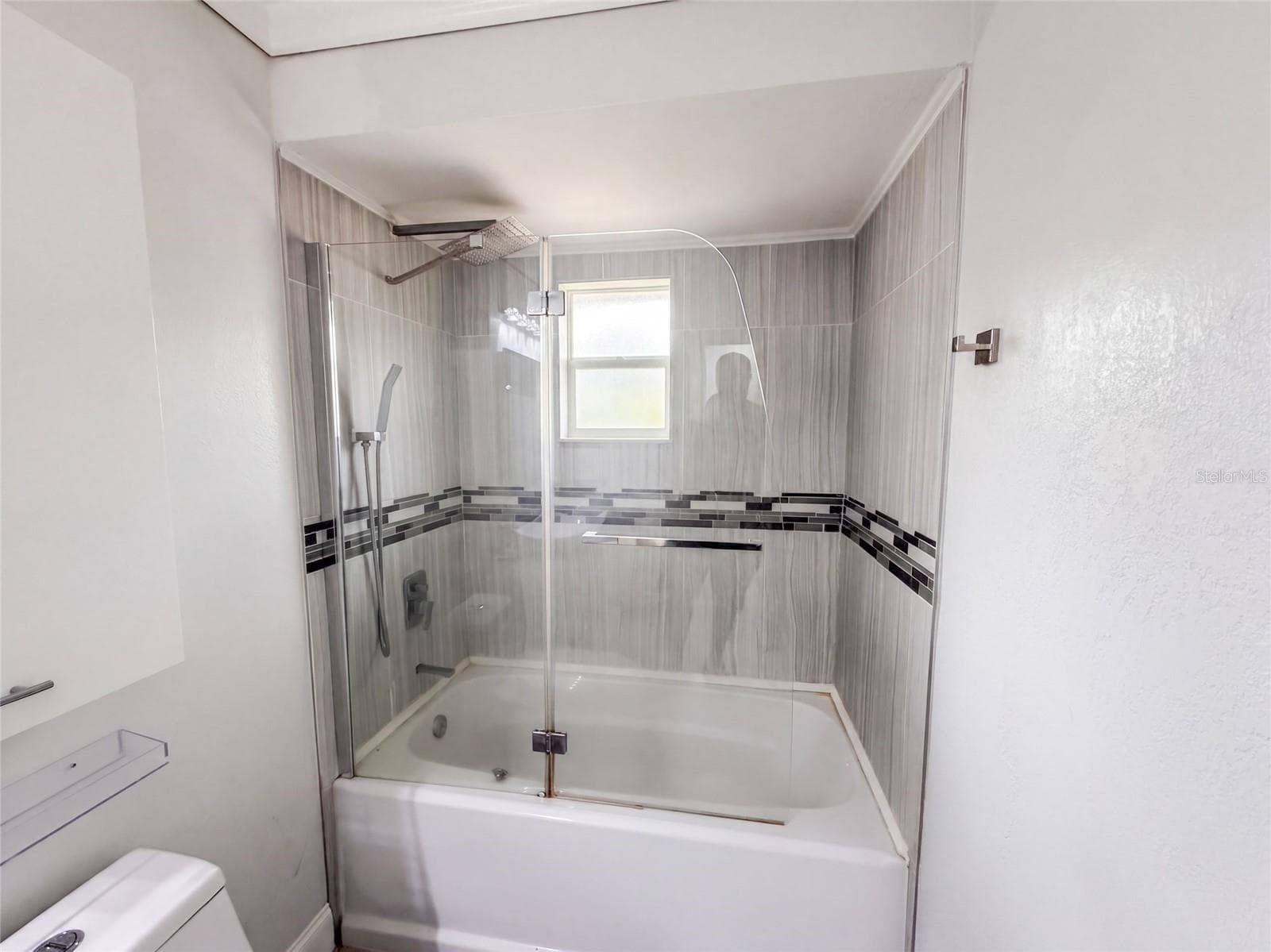 Single Family Residence at 976 LISKEARD AVE, ORANGE CITY, photo 12 of 16