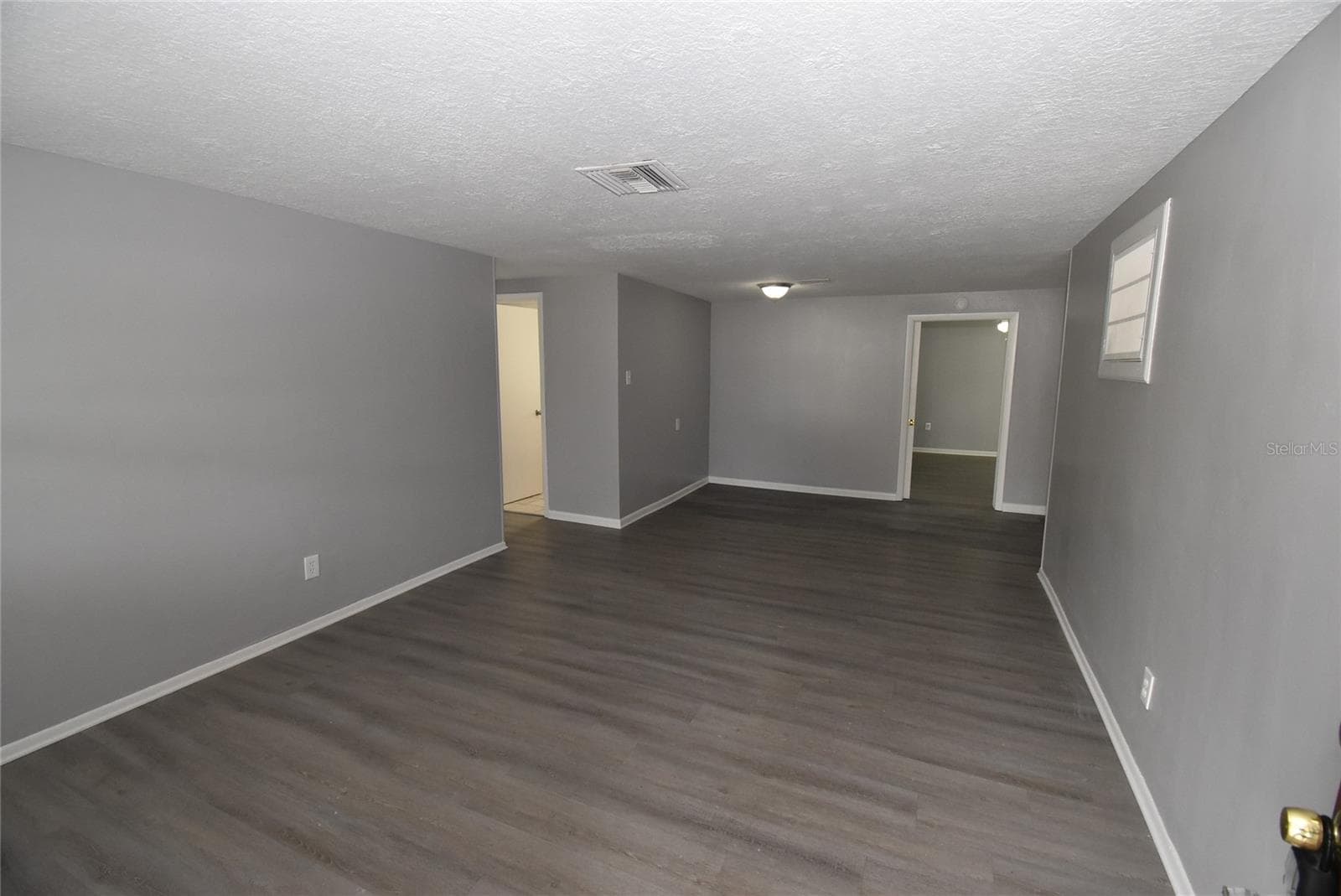 Single Family Residence at 11025 PICKERING LN, PORT RICHEY, photo 3 of 25