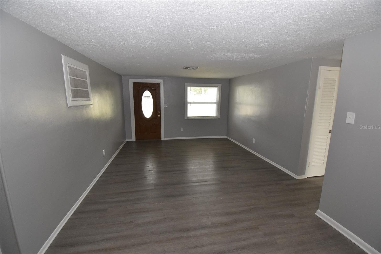 Single Family Residence at 11025 PICKERING LN, PORT RICHEY, photo 4 of 25