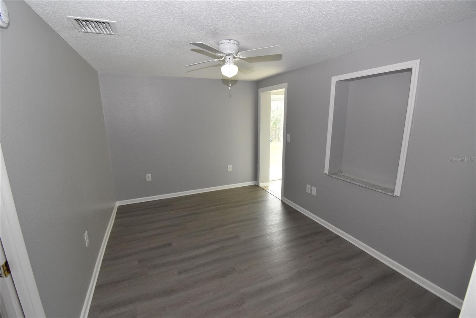 Single Family Residence at 11025 PICKERING LN, PORT RICHEY, photo 8 of 25