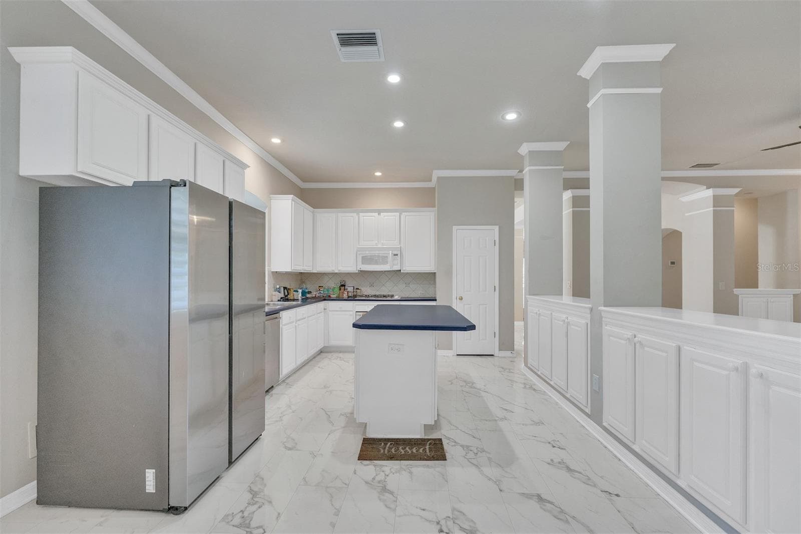 KITCHEN - ARBOR GREENE PH 2 UNIT 3, TAMPA