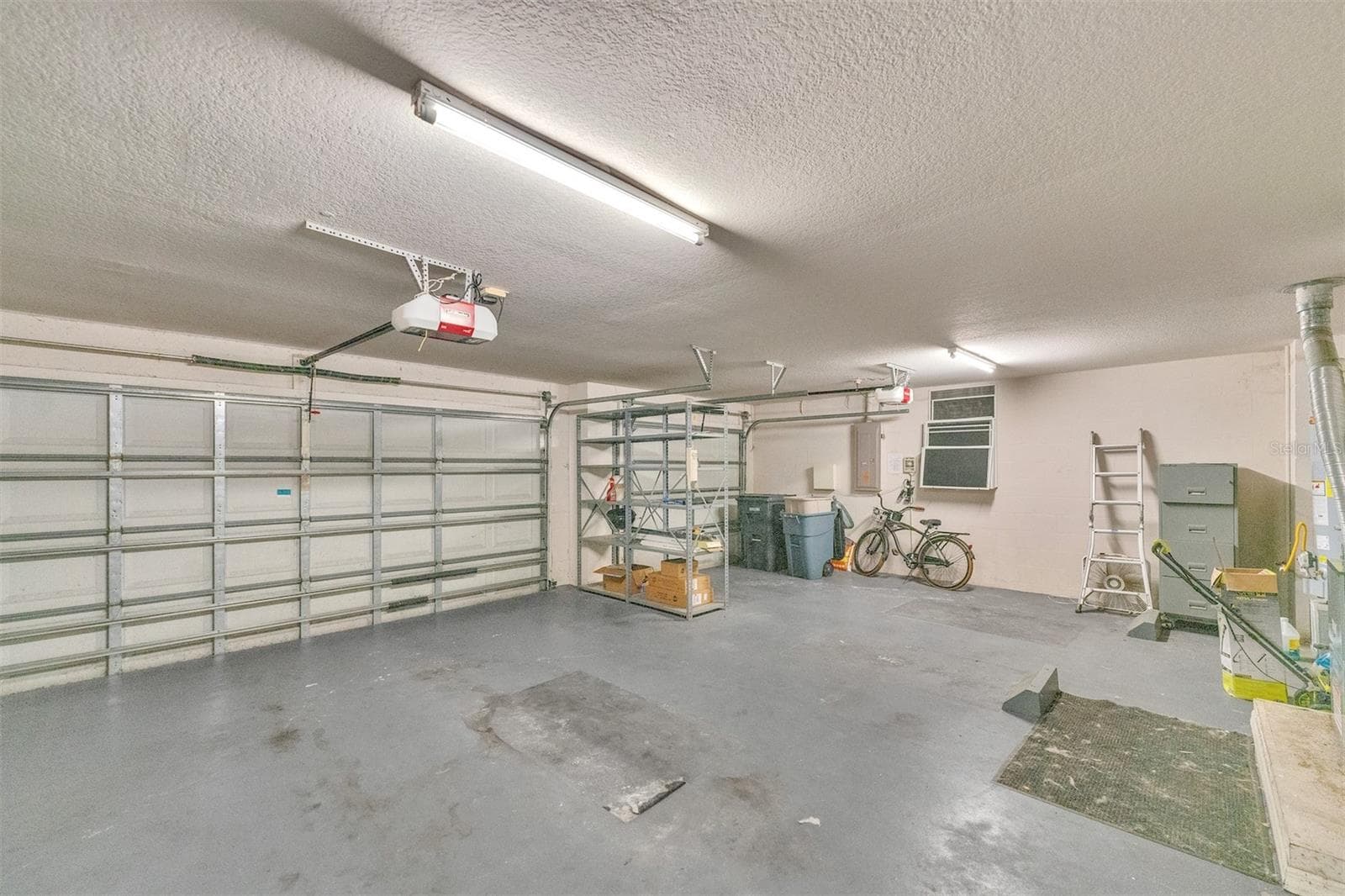 GARAGE - ARBOR GREENE PH 2 UNIT 3, TAMPA