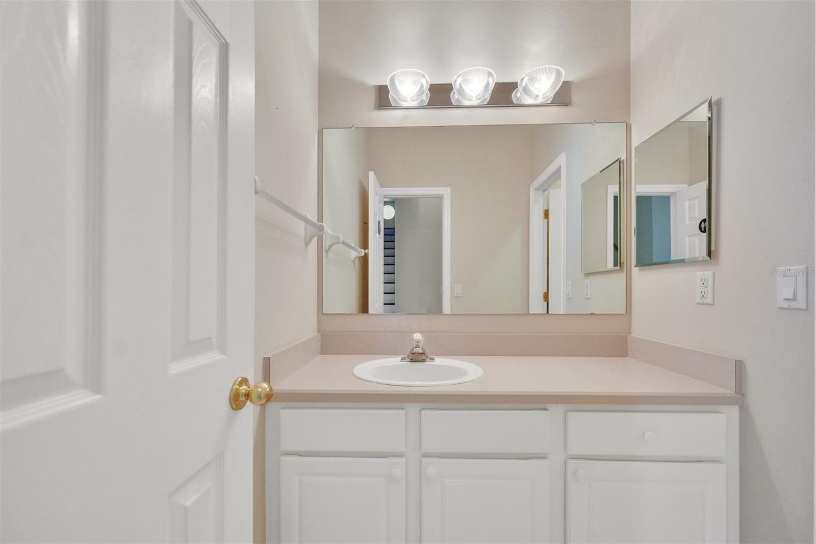 Single Family Residence at ARBOR GREENE PH 2 UNIT 3, TAMPA, photo 29 of 45