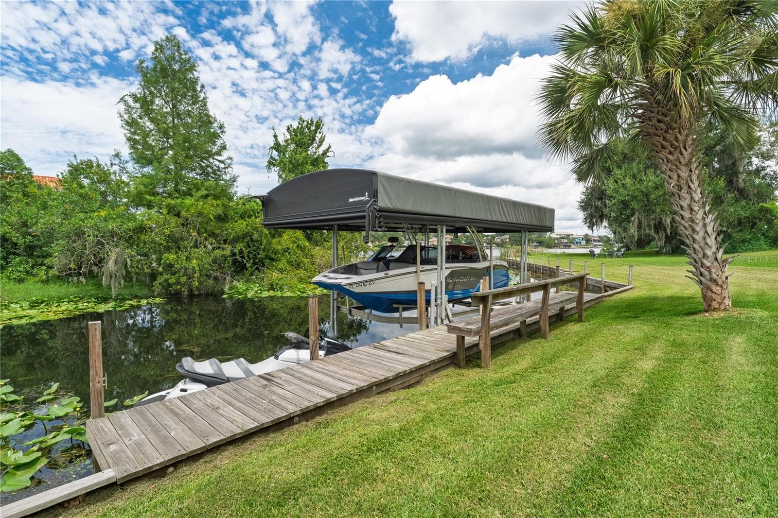 Boat lift up ( boat not included) - 2260 W CLASSIC COURT, LONGWOOD